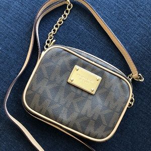 Michael Kors crossbody